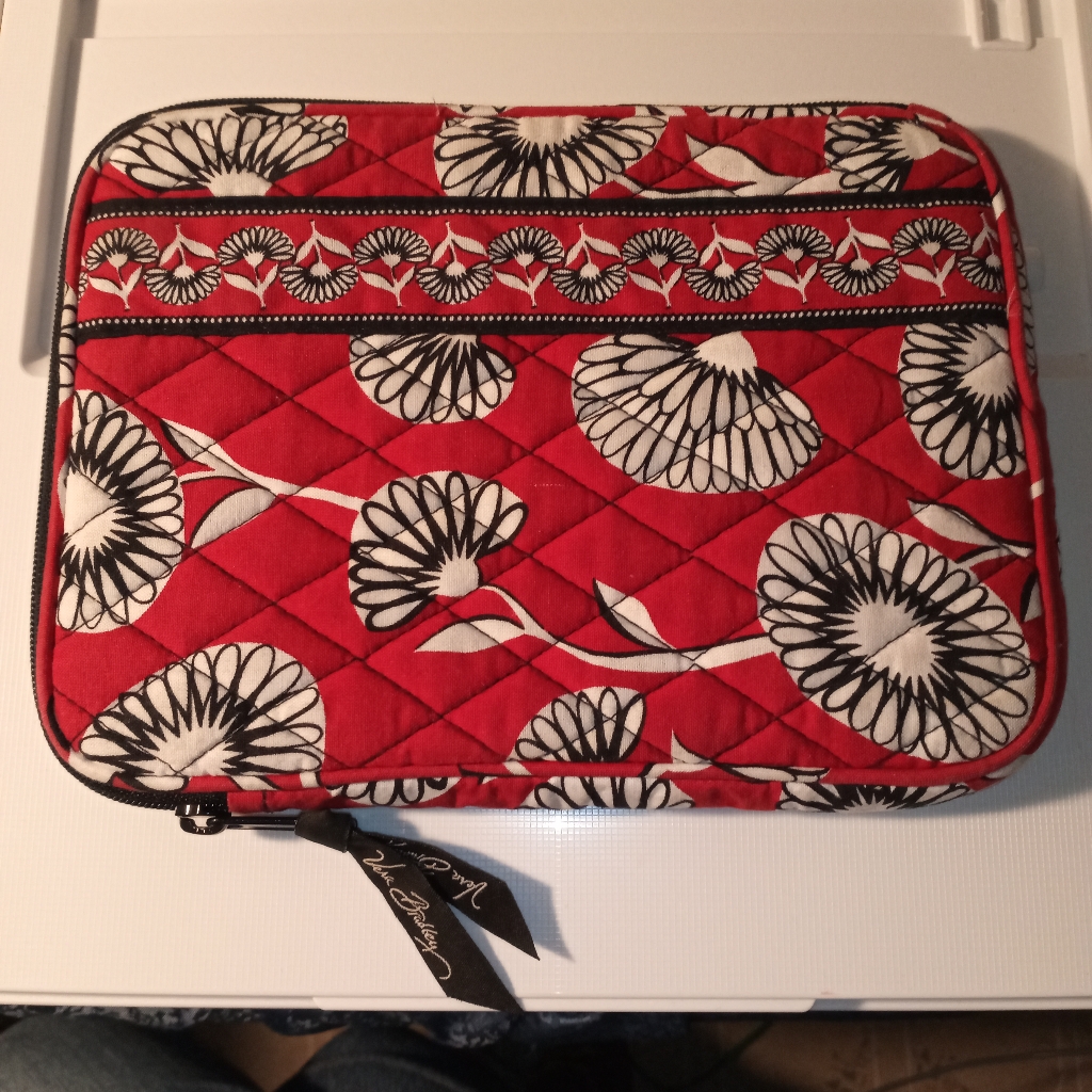 Vera Bradley, Tablet Case Pouch Quilted Sleeve